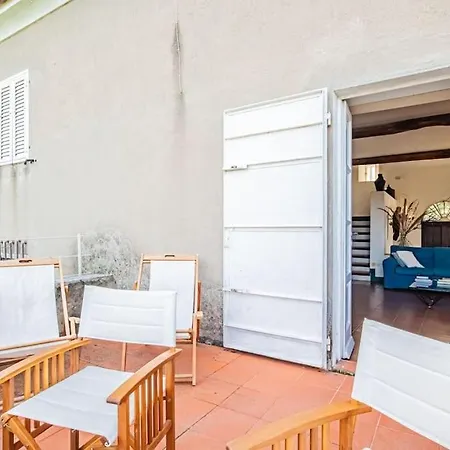 Casale *